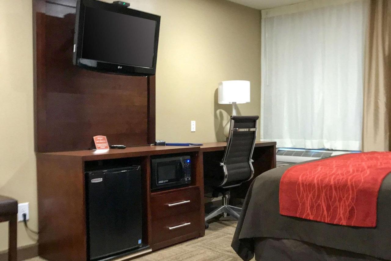 Giles Hotel Inn And Suites Pulaski Εξωτερικό φωτογραφία