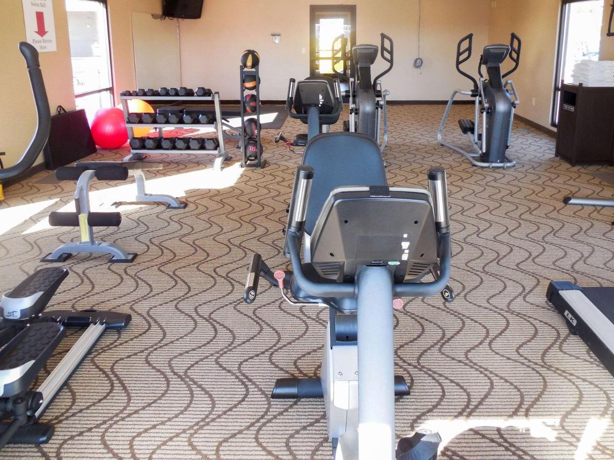 Giles Hotel Inn And Suites Pulaski Εξωτερικό φωτογραφία
