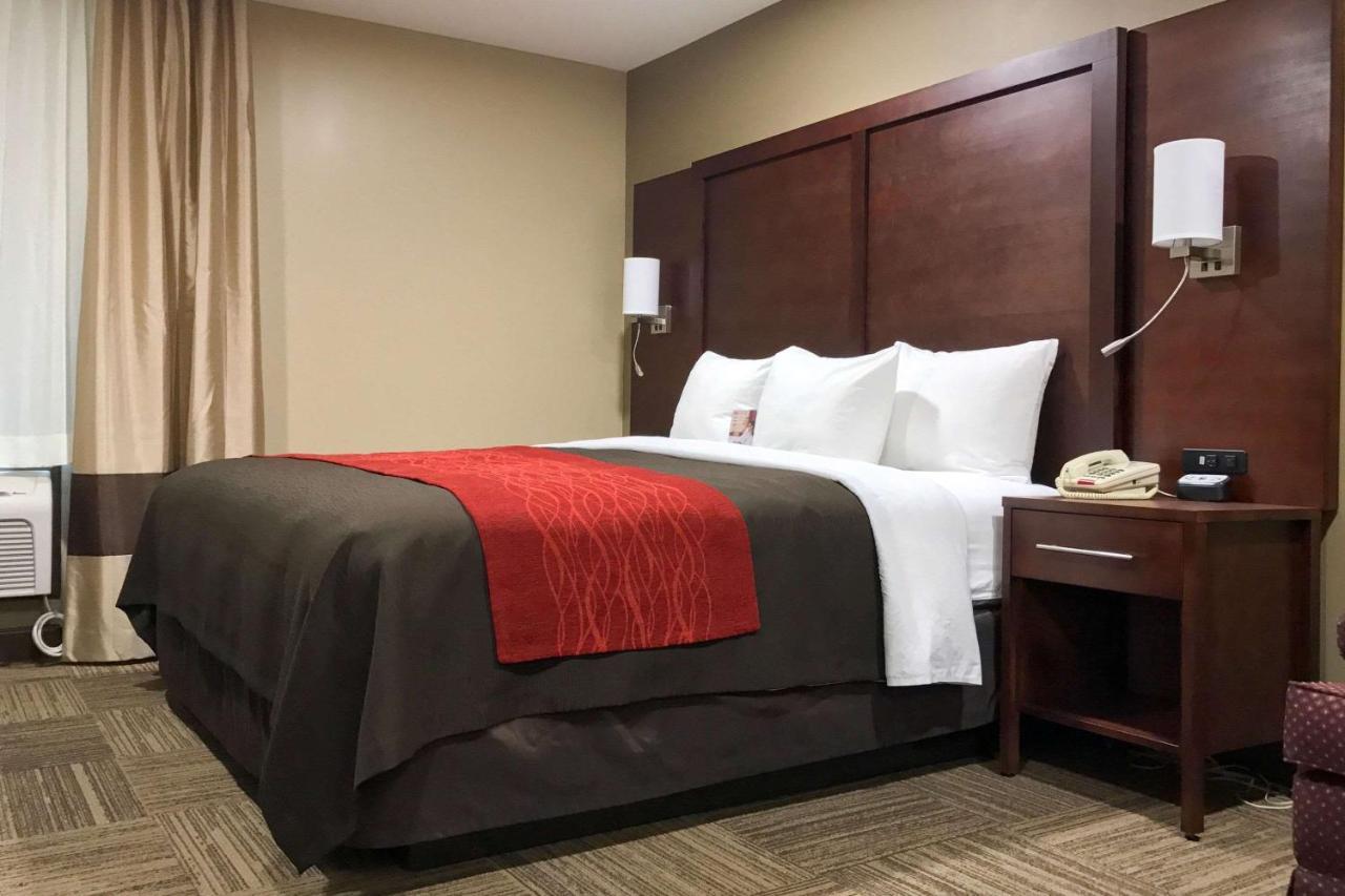 Giles Hotel Inn And Suites Pulaski Εξωτερικό φωτογραφία