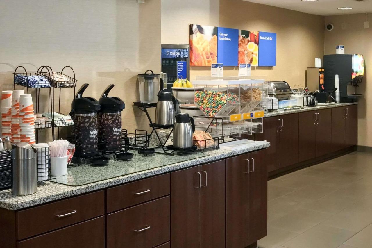 Giles Hotel Inn And Suites Pulaski Εξωτερικό φωτογραφία