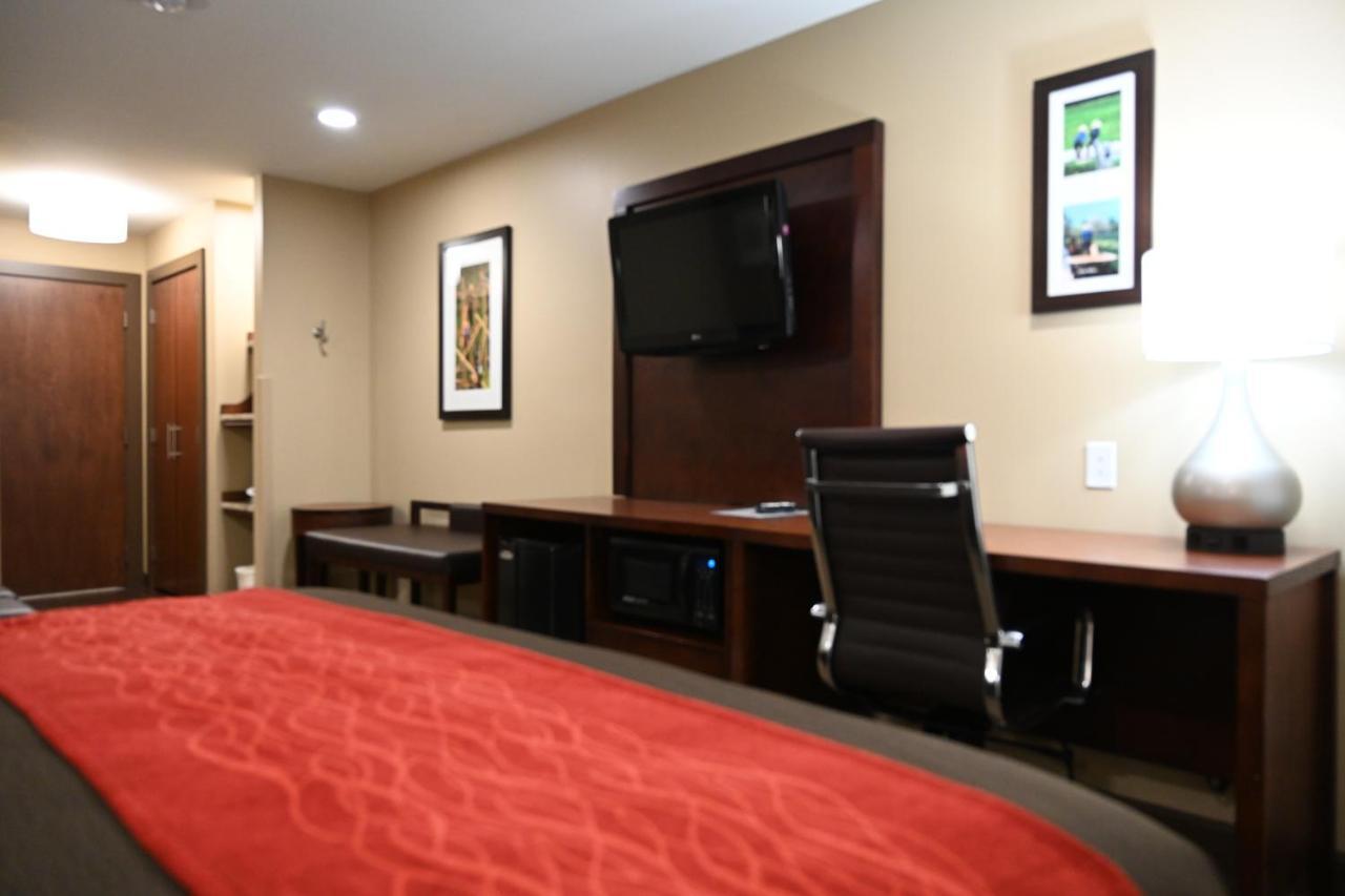 Giles Hotel Inn And Suites Pulaski Εξωτερικό φωτογραφία