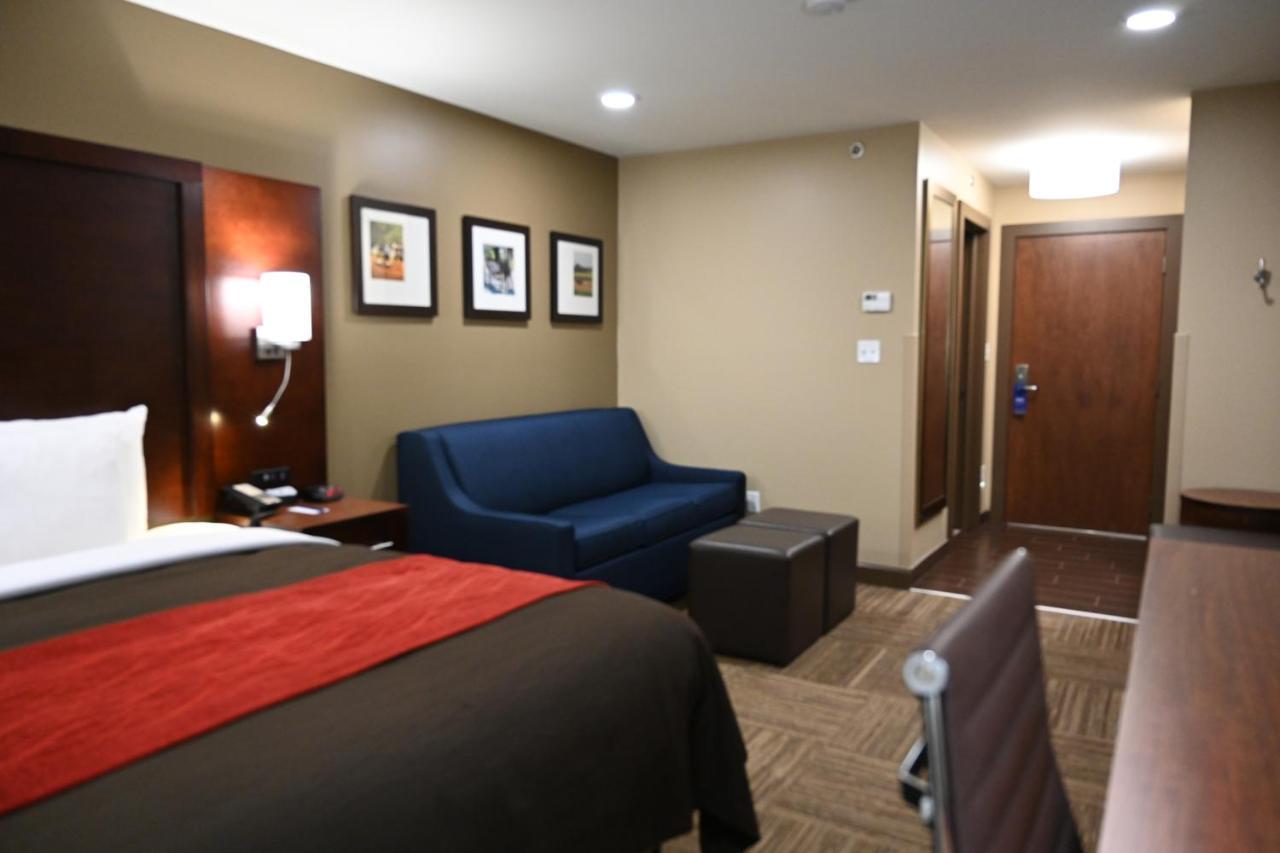 Giles Hotel Inn And Suites Pulaski Εξωτερικό φωτογραφία