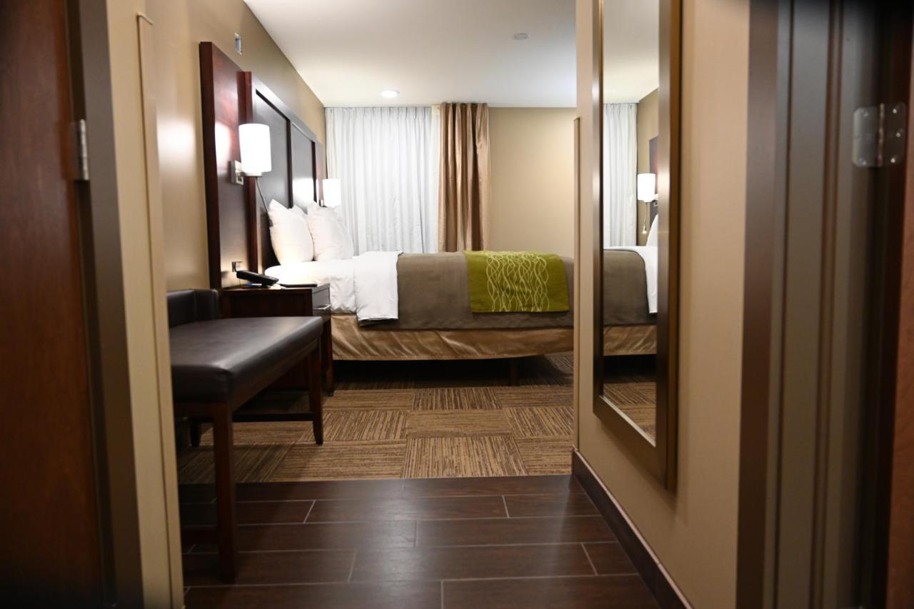 Giles Hotel Inn And Suites Pulaski Εξωτερικό φωτογραφία