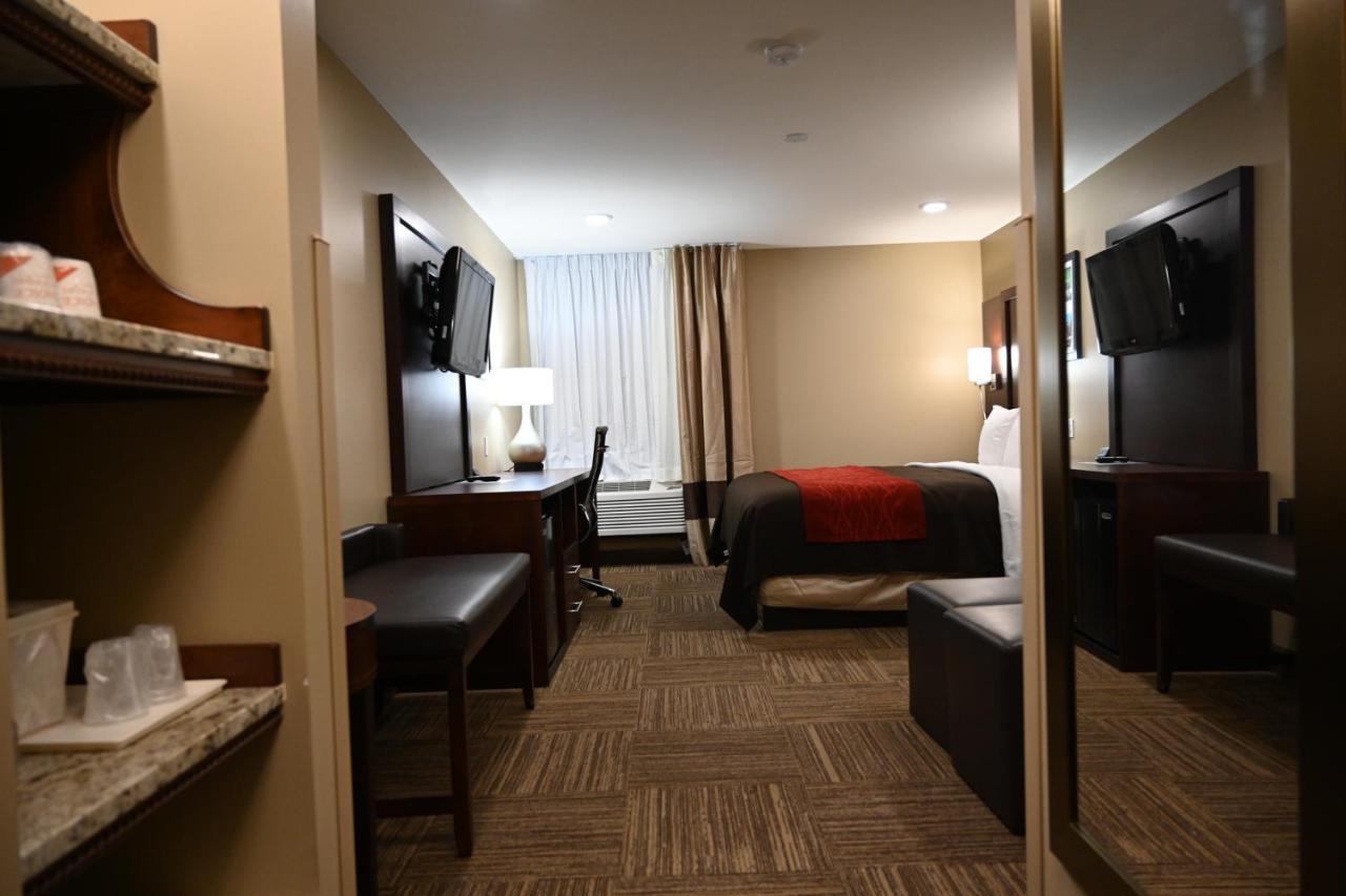 Giles Hotel Inn And Suites Pulaski Εξωτερικό φωτογραφία