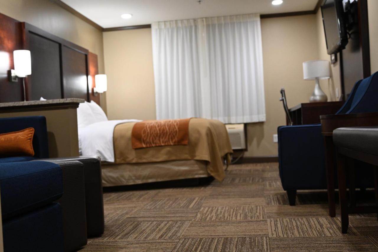 Giles Hotel Inn And Suites Pulaski Εξωτερικό φωτογραφία