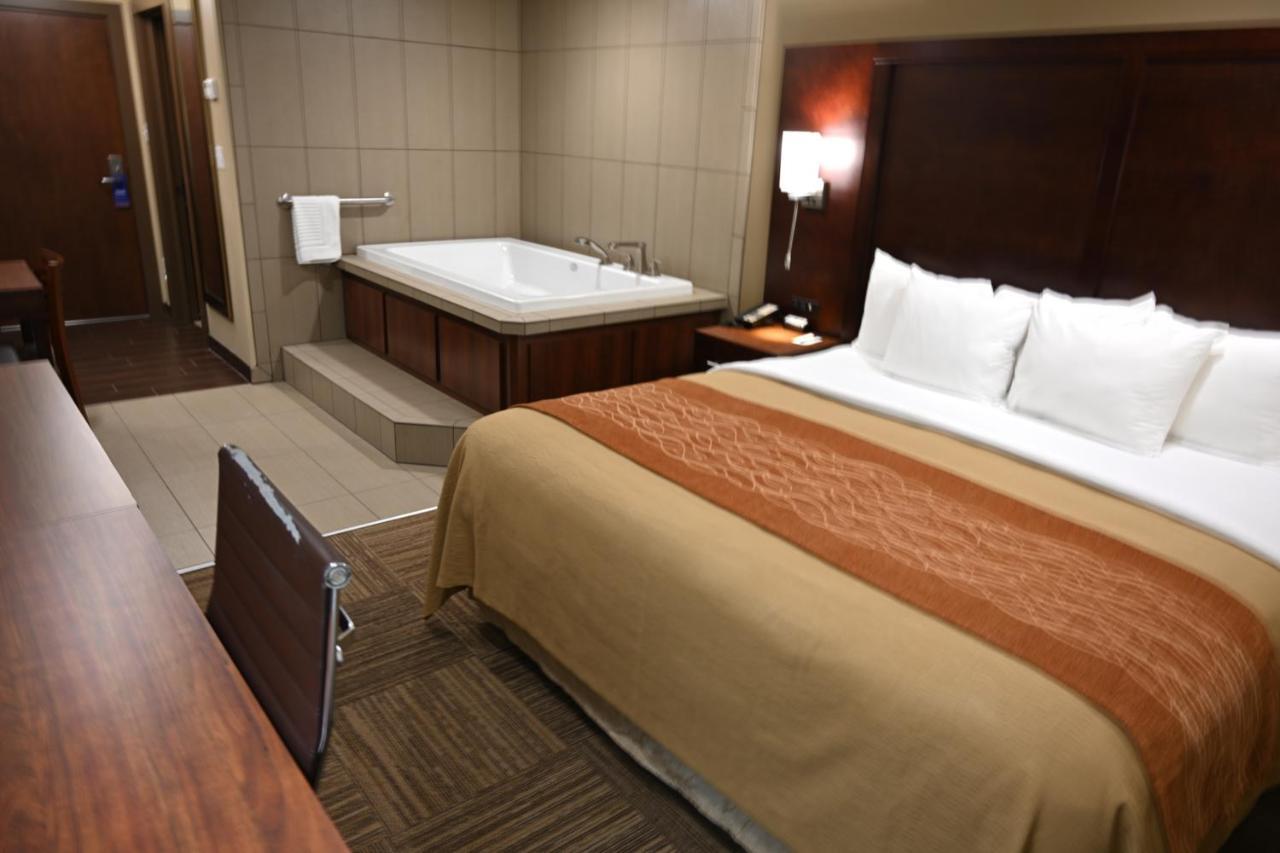 Giles Hotel Inn And Suites Pulaski Εξωτερικό φωτογραφία