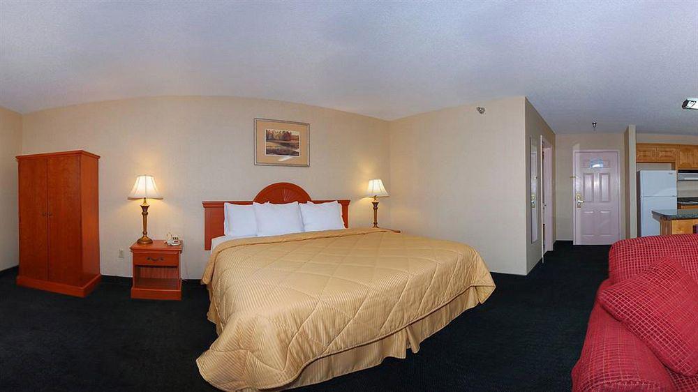 Giles Hotel Inn And Suites Pulaski Εξωτερικό φωτογραφία